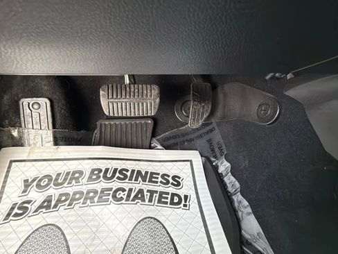 Used 2020 Subaru Outback Limited image 25