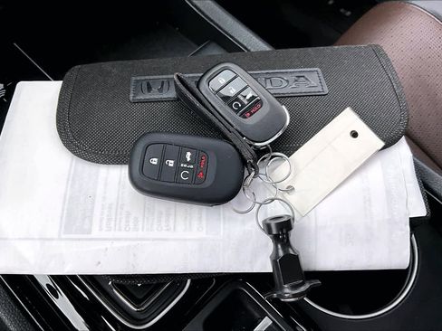 Used 2023 Honda Pilot Elite image 15