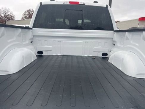 Used 2025 Ford F150 Lariat w/ Equipment Group 501A Mid image 28