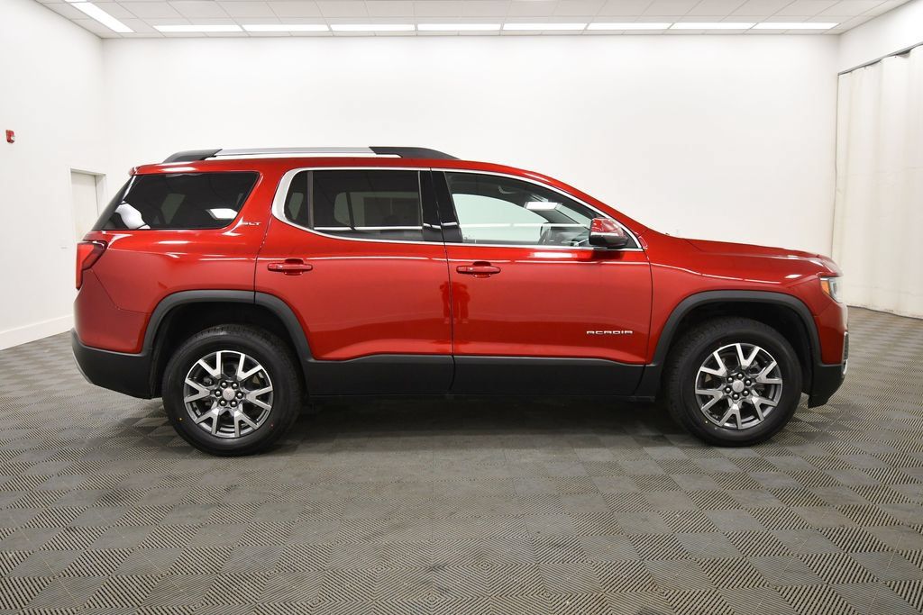Used 2023 GMC Acadia SLT AWD/4WD image 9