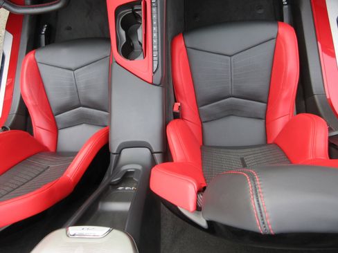 Used 2023 Chevrolet Corvette 70TH ANNIVERSARY STRINGRAY CON image 16