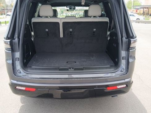New 2026 Jeep Grand Wagoneer Limited AWD/4WD image 26