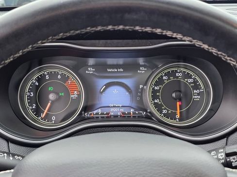 Used 2021 Jeep Cherokee Latitude Lux 80th Anniv w/ Quick Order Package 26U 80TH FWD image 22