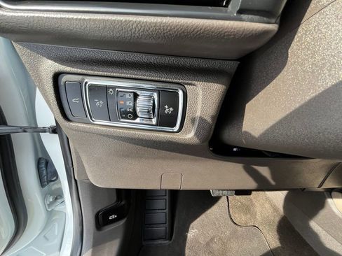 Certified 2023 Lincoln Corsair Reserve w/ Equipment Group 201A image 15