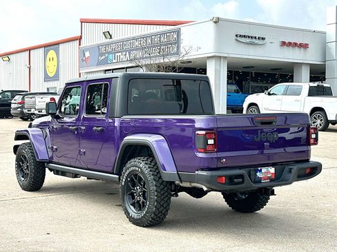 New 2026 Jeep Gladiator Sport AWD/4WD image 13