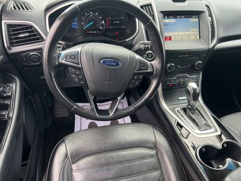 Used 2017 Ford Edge SEL w/ Equipment Group 201A image 39