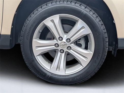 Used 2012 Toyota Highlander Limited image 10