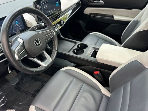 Used 2024 Honda Prologue Touring image 4