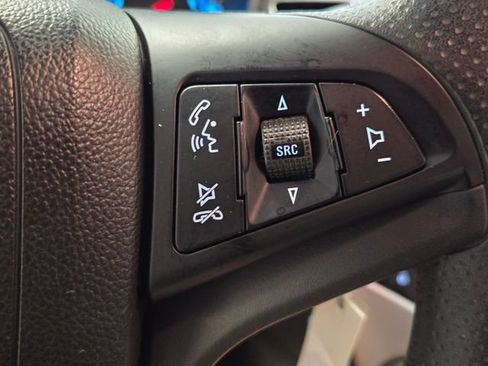 Used 2014 Chevrolet Cruze LS FWD image 23