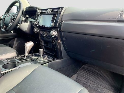 Used 2024 Toyota 4Runner TRD Off-Road Premium w/ Moonroof Package AWD/4WD image 28