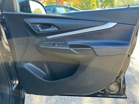Used 2022 Chevrolet Bolt EUV Premier image 14