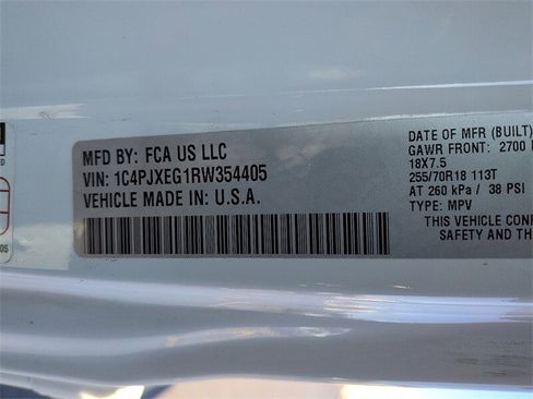 Used 2024 Jeep Wrangler Sahara image 13