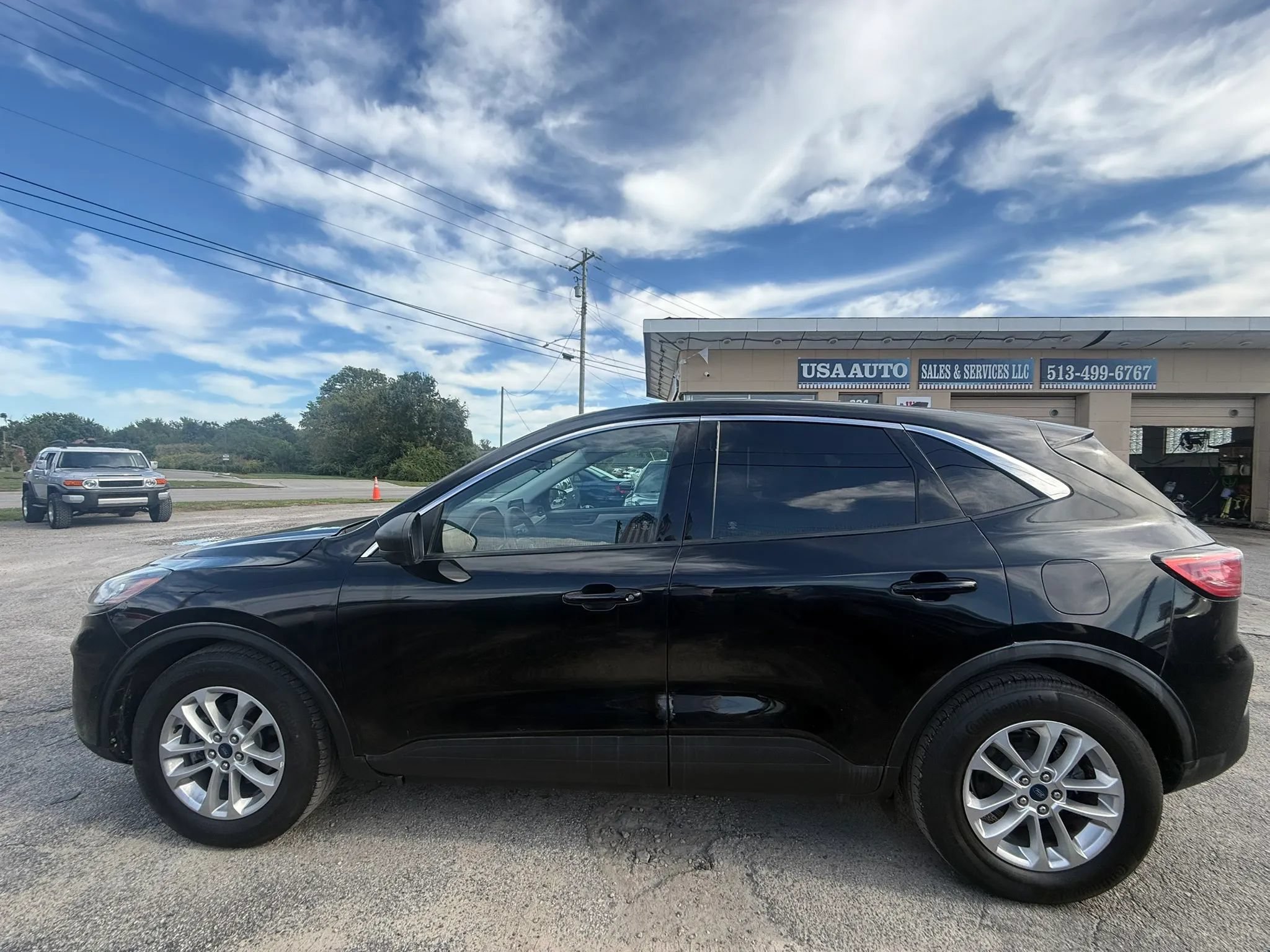 Used 2022 Ford Escape SE FWD image 3