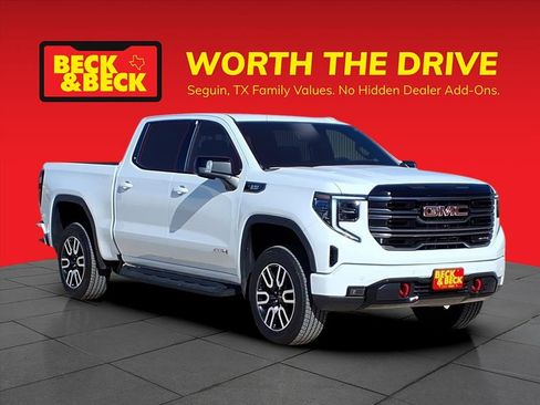 Certified 2025 GMC Sierra 1500 AT4 w/ AT4 Premium Package image 3
