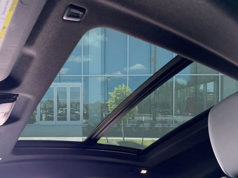 Used 2020 BMW X4 xDrive30i image 16