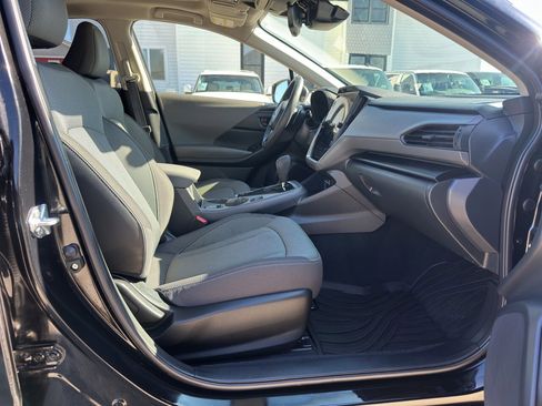 Used 2024 Subaru Crosstrek 2.0i Premium image 19