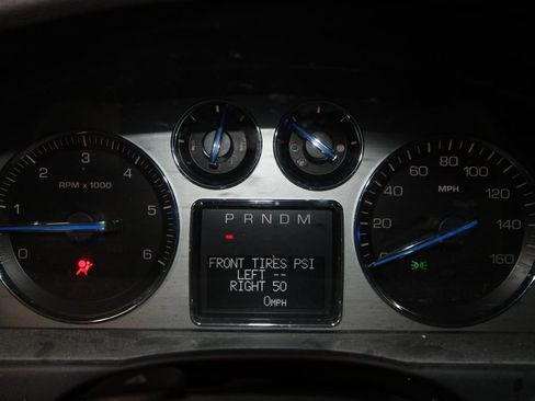 Used 2007 Cadillac Escalade AWD w/ Climate Package image 11