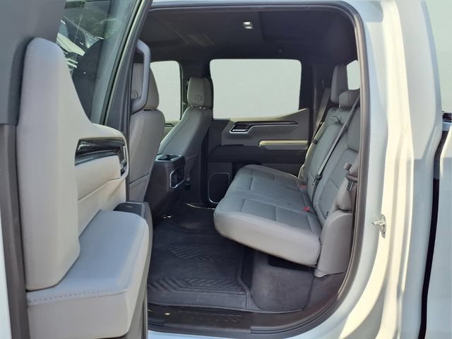Used 2025 Chevrolet Silverado 1500 LTZ AWD/4WD image 15