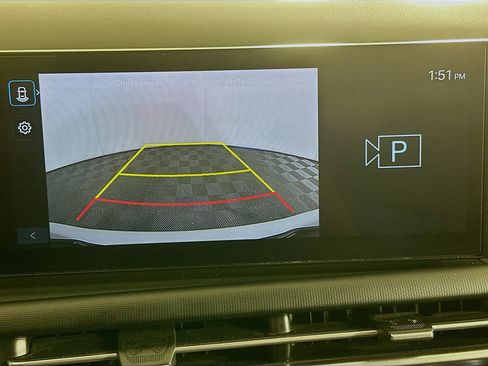 Used 2025 Hyundai Tucson SEL image 22