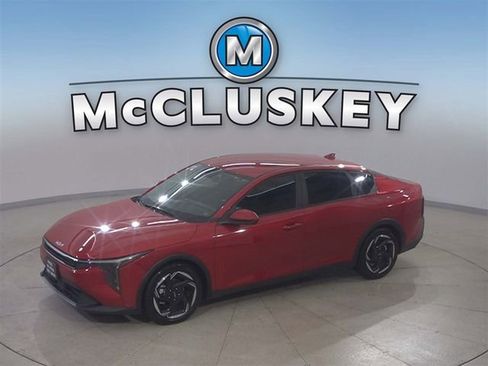 Used 2025 Kia K4 EX image 1