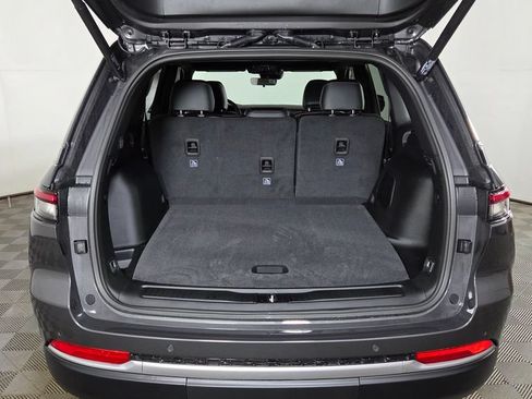 New 2026 Jeep Grand Cherokee Limited AWD/4WD image 9