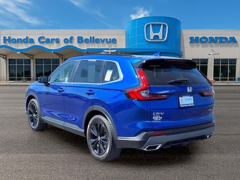 Certified 2025 Honda CR-V Sport Touring image 3