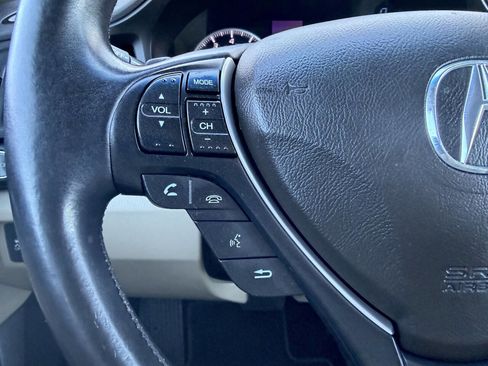 Used 2013 Acura ILX 1.5L Hybrid w/Tech 4dr Sedan w image 20