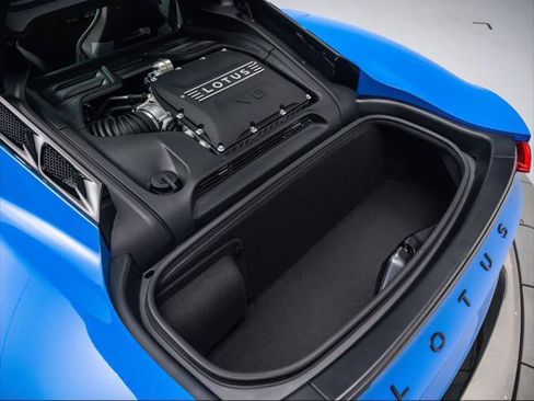 Used 2025 Lotus Emira RWD image 33