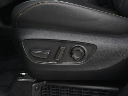 Used 2026 Toyota Sienna XLE Woodland Edition AWD/4WD image 29