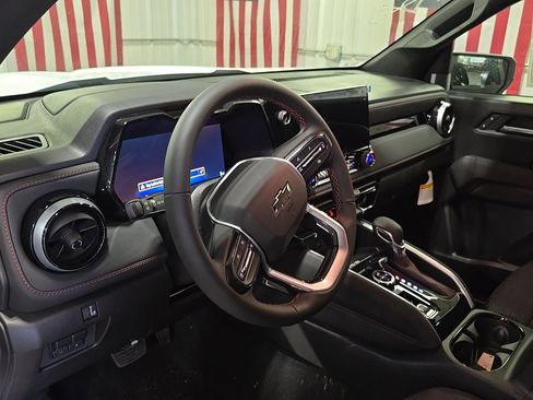 New 2026 Chevrolet Colorado Z71 w/ Technology Package image 19