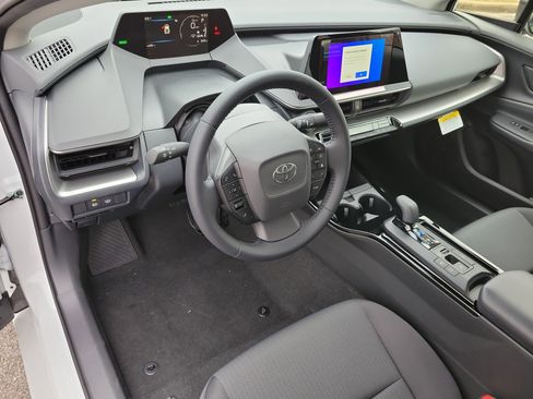 New 2026 Toyota Prius LE image 8
