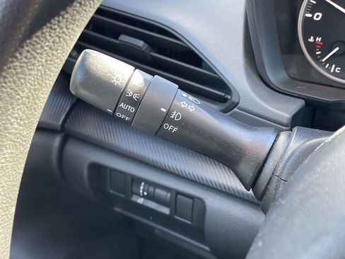 Used 2024 Subaru Crosstrek 2.0i Premium image 12