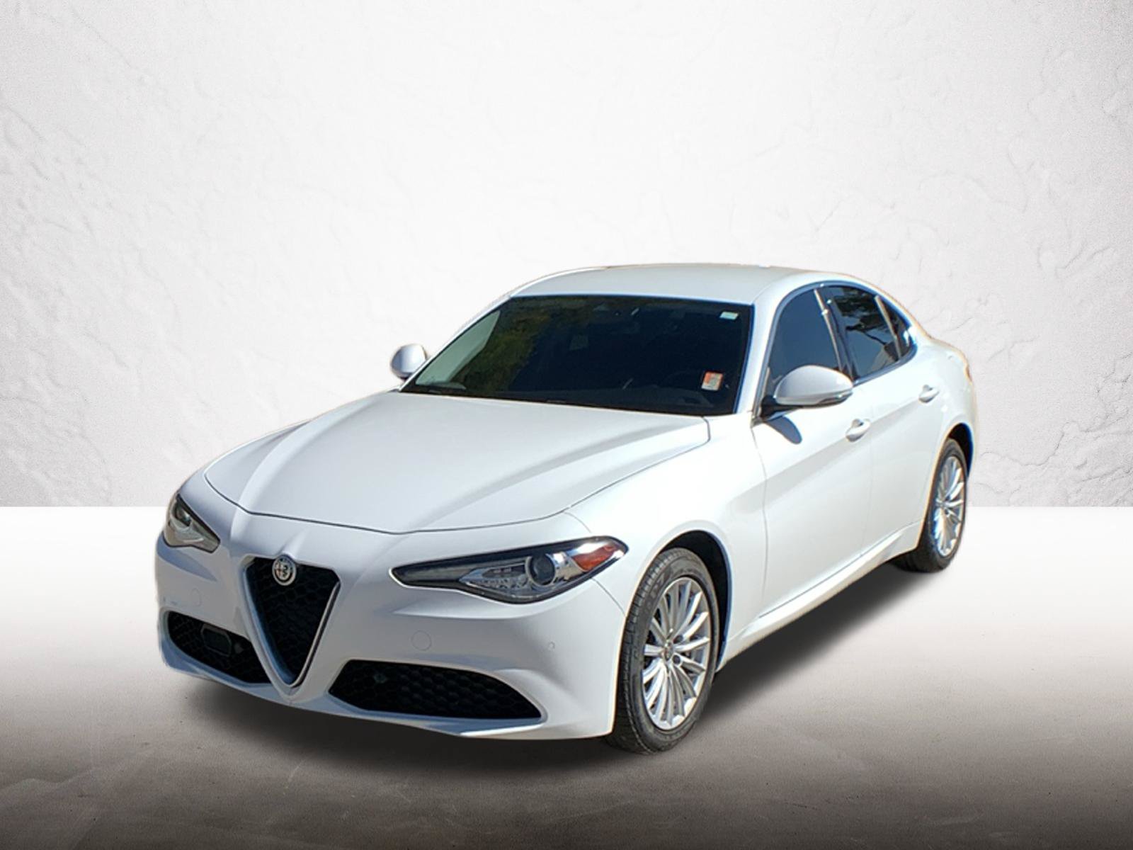 Used 2021 Alfa Romeo Giulia Sprint w/ Cold Weather Package AWD/4WD image 1