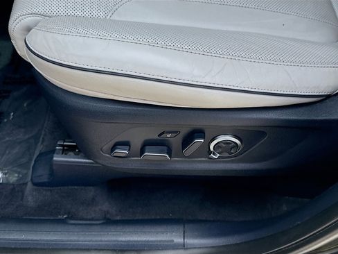 Used 2023 Hyundai Palisade Calligraphy FWD image 15
