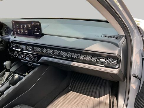 Used 2025 Honda Accord EX-L image 19