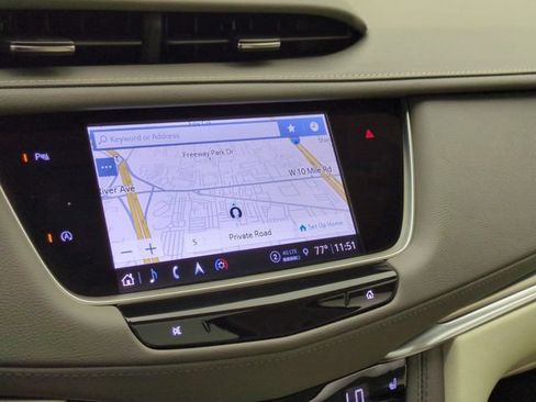 Certified 2024 Cadillac XT5 Premium Luxury w/ LPO, Floor Liner Package AWD/4WD image 15