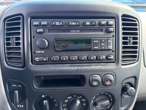 Used 2002 Ford Escape XLT AWD/4WD image 16