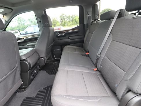 Used 2024 Chevrolet Silverado 1500 RST AWD/4WD image 9