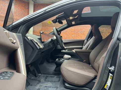 Used 2026 BMW iX xDrive45 image 22
