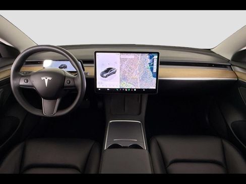 Used 2023 Tesla Model 3 Standard Range RWD image 9