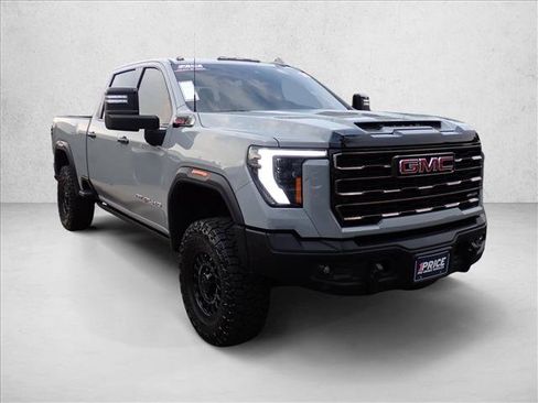 Used 2025 GMC Sierra 2500 AT4X w/ AT4X AEV Edition AWD/4WD image 6