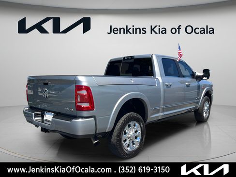 Used 2023 RAM 2500 Limited AWD/4WD image 3