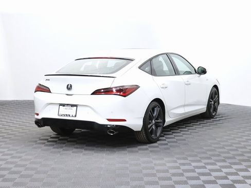 Used 2023 Acura Integra A-Spec image 7
