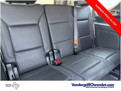 Used 2023 Chevrolet Suburban Premier RWD image 29