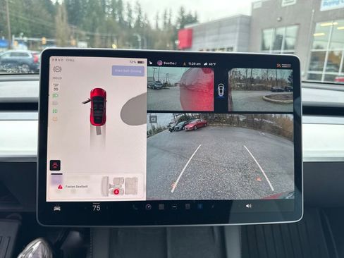 Used 2024 Tesla Model Y Long Range image 25