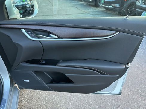 Used 2019 Cadillac XTS Luxury w/ Driver Awareness Package image 31