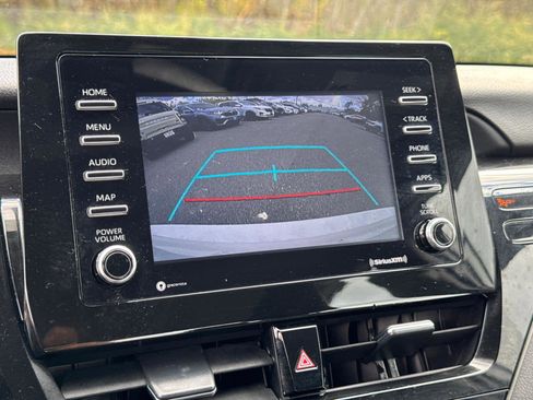 Used 2021 Toyota Camry SE image 28