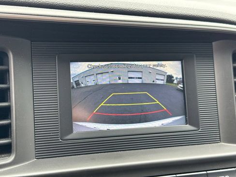 Used 2020 Hyundai Elantra SE w/ Cargo Package (C1) FWD image 20