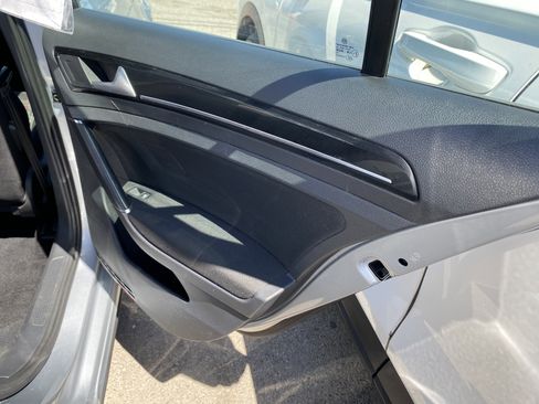 Used 2015 Volkswagen GTI S FWD image 15