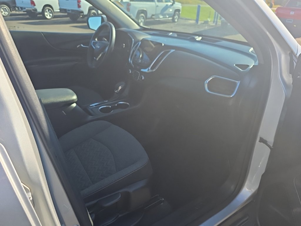 Used 2022 Chevrolet Equinox LT AWD/4WD image 24